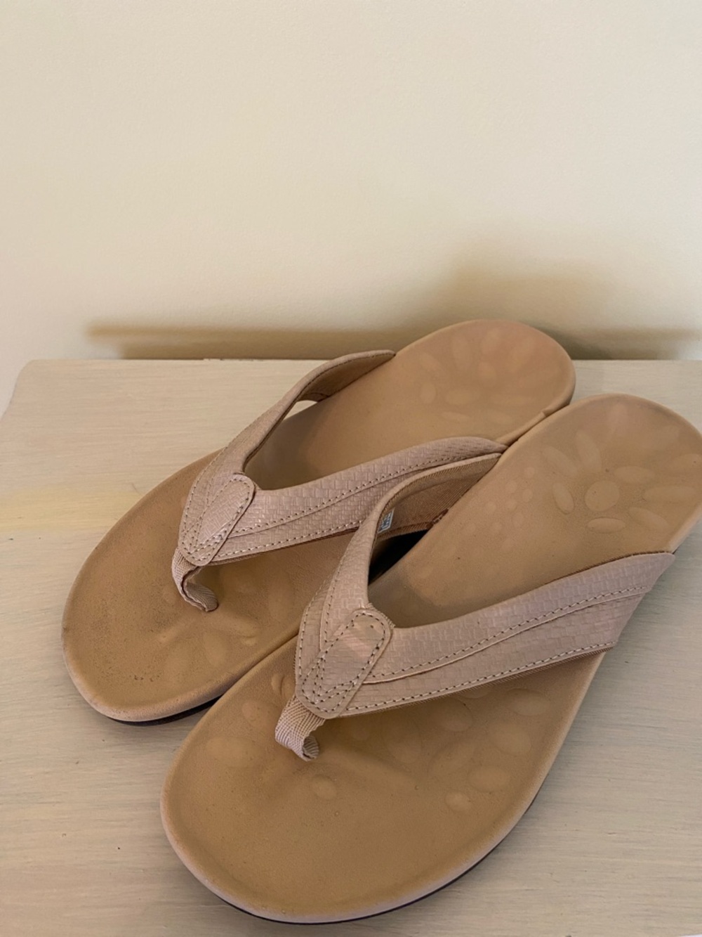 MEGNYA Women's Tan Wedge Flip-Flop Sandals